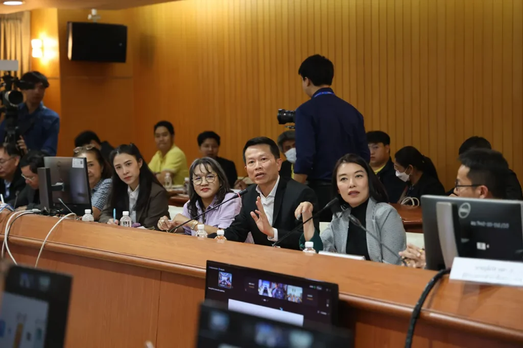 กสทช. เข้ม สั่งผู้ให้บริการห้ามสัญญาณมือถือล้ำข้ามแดน